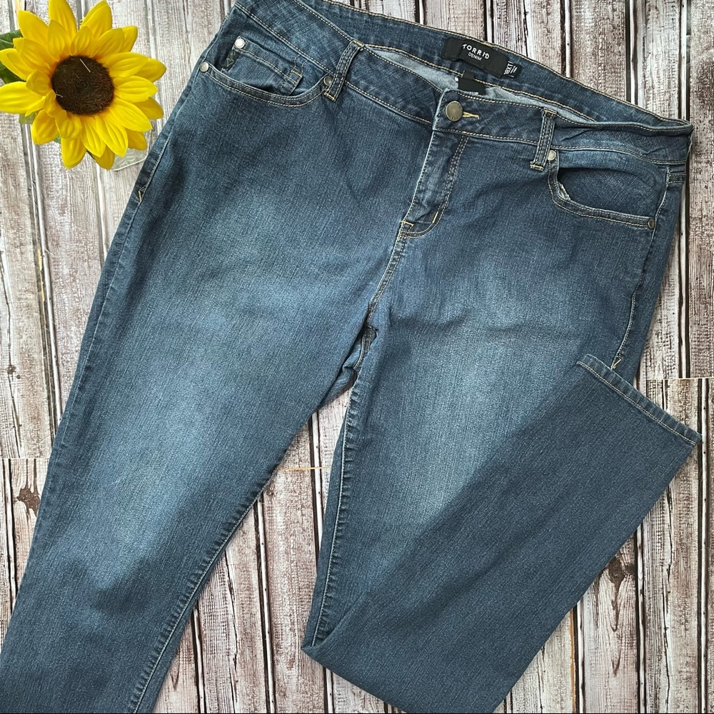Torrid denim skinny jeans size 18 XTall